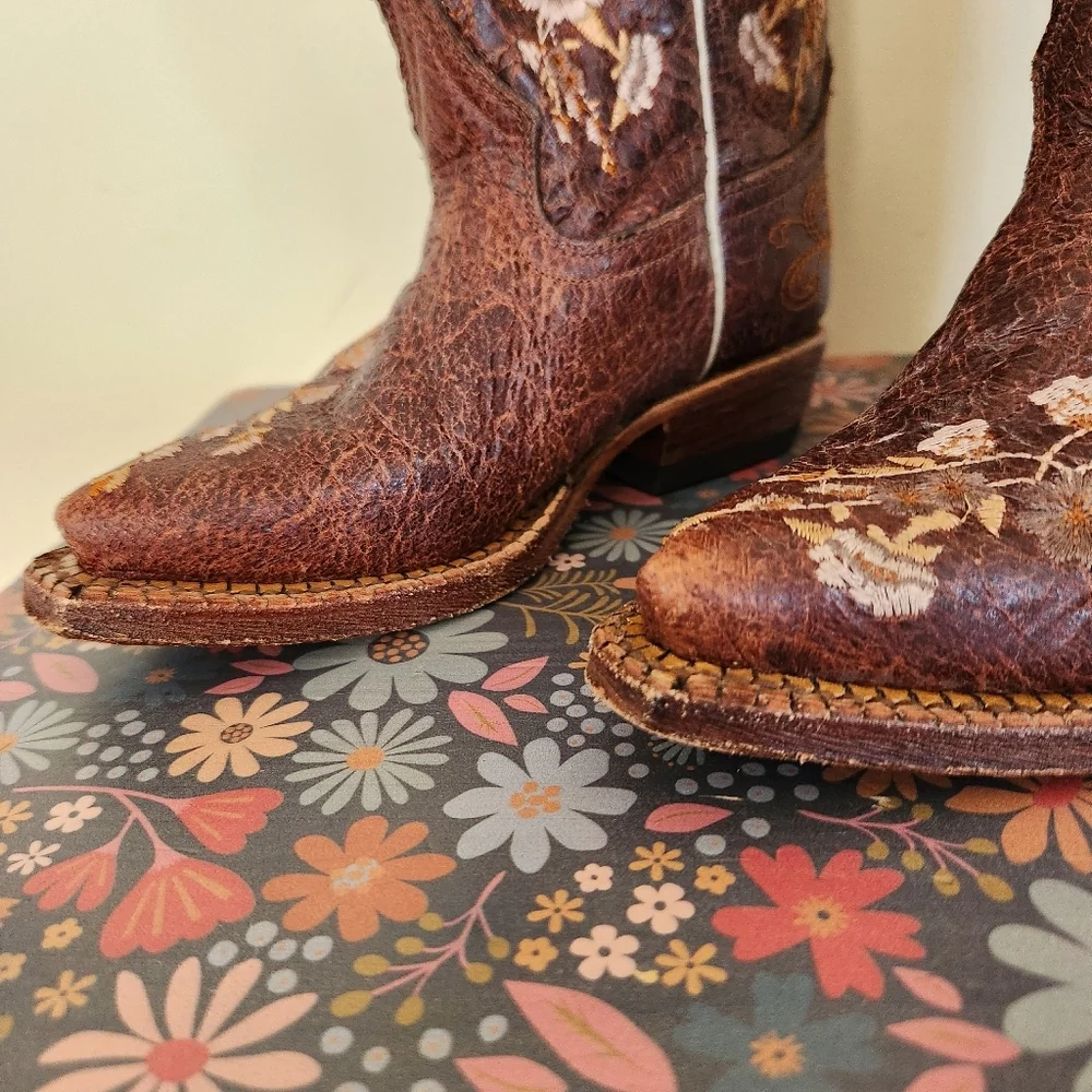 Macie Bean Kids Cowboy Boots